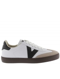 Victoria Berlin cycliste blanc noir