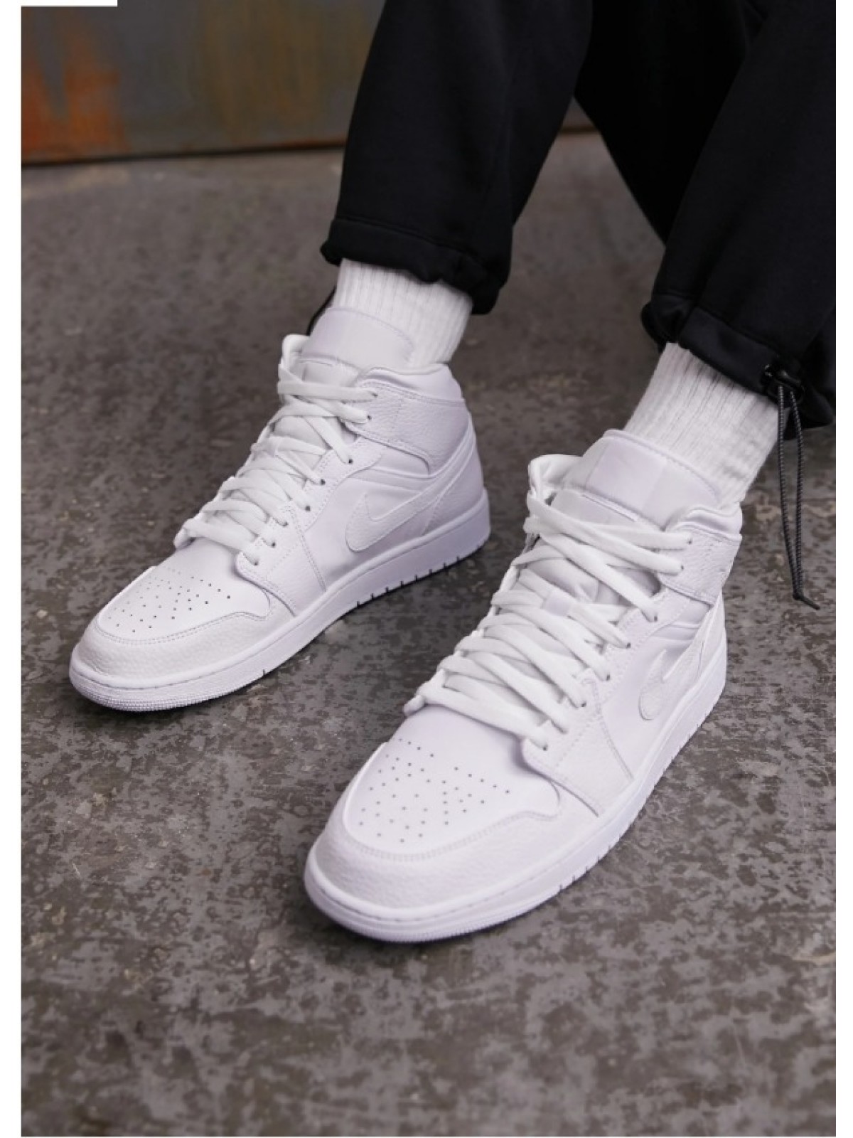 Jordan 1 mid hot sale blanche